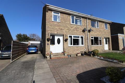 3 bedroom semi-detached house for sale, Brookside Close, Barmby Moor, York