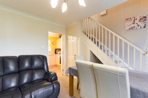 2 bedroom terraced house to rent, Fleming Court, Boston