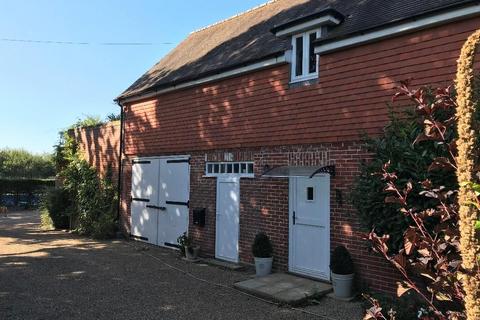 3 bedroom detached house to rent, Buckham Hill, Isfield TN22