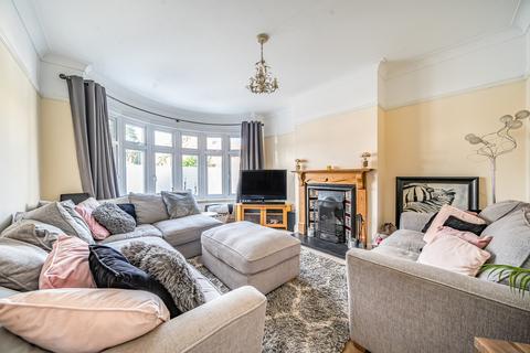 4 bedroom semi-detached house for sale, Penton Road, Surrey TW18