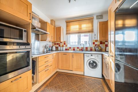 4 bedroom semi-detached house for sale, Penton Road, Surrey TW18