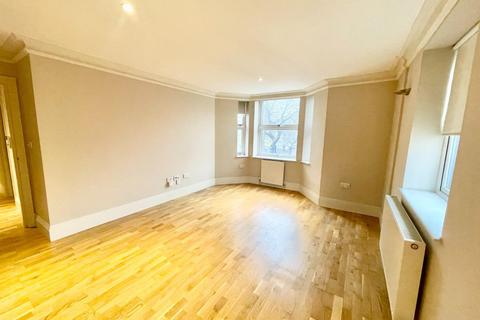 2 bedroom flat to rent, 217 Uxbridge Road, West Ealing W13