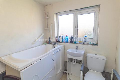undefined, Warley Road, Blackpool FY2