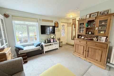 65 Cophams Close, Solihull, B92 9JJ