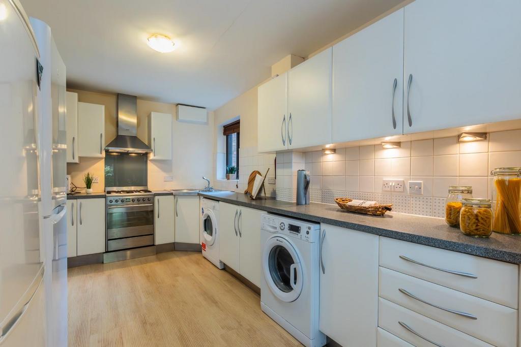 KITCHEN DINER-3.jpg