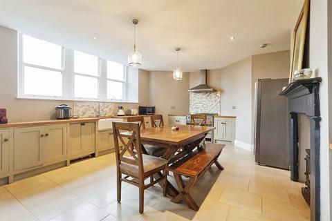 6 bedroom semi-detached house for sale, Spring Gardens Lane, Keighley, BD20 6LS