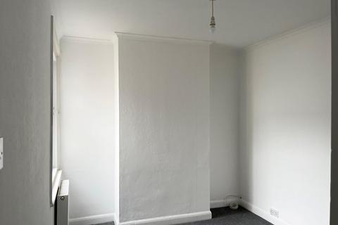 2 bedroom flat to rent, St Leonards Avenue, Hove BN3