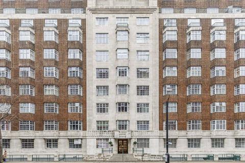 Studio for sale, Woburn Place, London WC1H