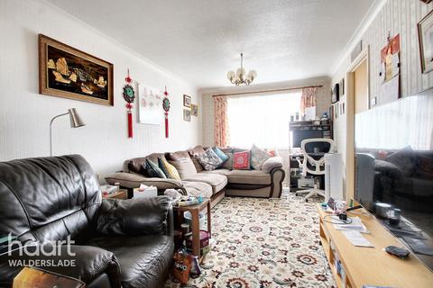 3 bedroom terraced house for sale, Coverdale Close, Chatham