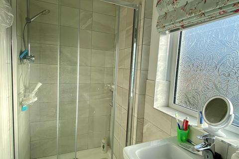4 bedroom semi-detached house for sale, Woodsage Way, Calne SN11