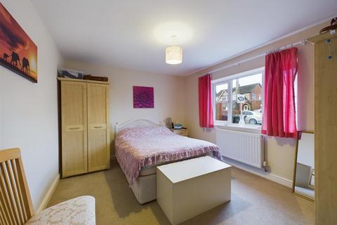 11 Bryans Close Road, Calne, SN11 9AA