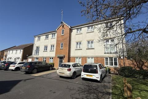 2 bedroom apartment for sale, Anson Avenue, Calne SN11