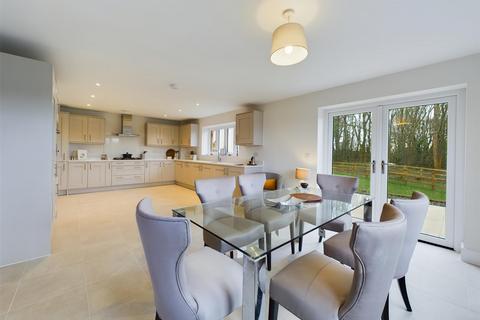 4 bedroom house for sale, Stoke Meadow, Calne SN11