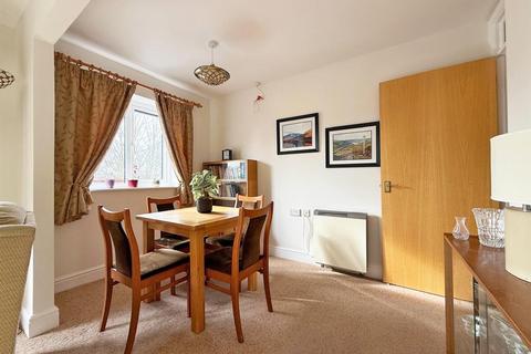 1 bedroom apartment for sale, The Cedars, Abbey Foregate, Shrewsbury