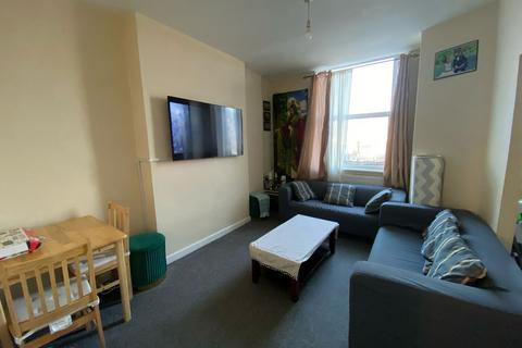 2 bedroom flat for sale, High Street, London NW10