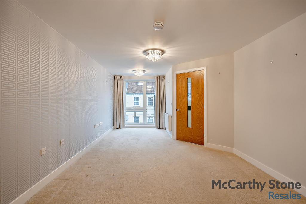 8636511-interior02-800.jpg