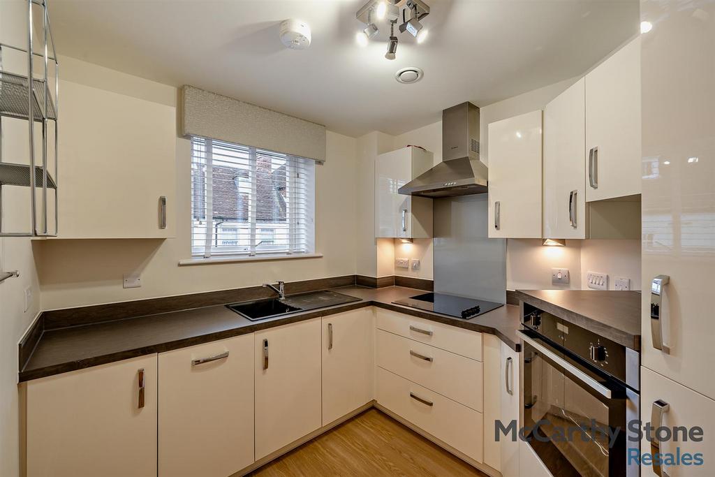 8636511-interior09-800.jpg