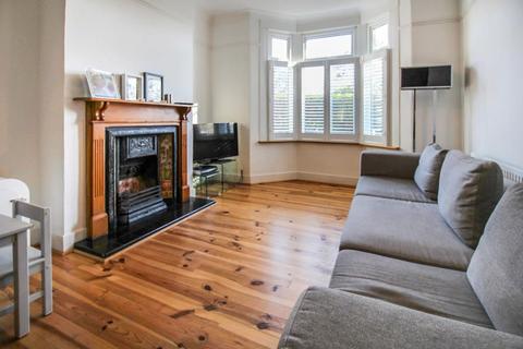90 Brampton Road, London, E6 3LA