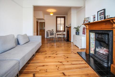 90 Brampton Road, London, E6 3LA