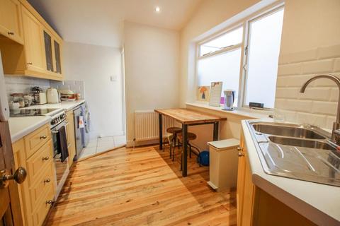 90 Brampton Road, London, E6 3LA