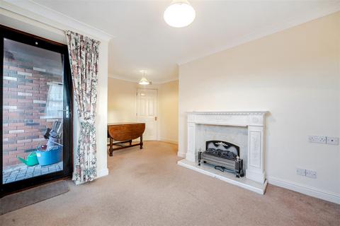 2 bedroom apartment for sale, Roft Street, Oswestry, SY11