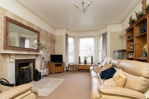 2 bedroom flat for sale, Canterbury Road, Harbledown House, CT6