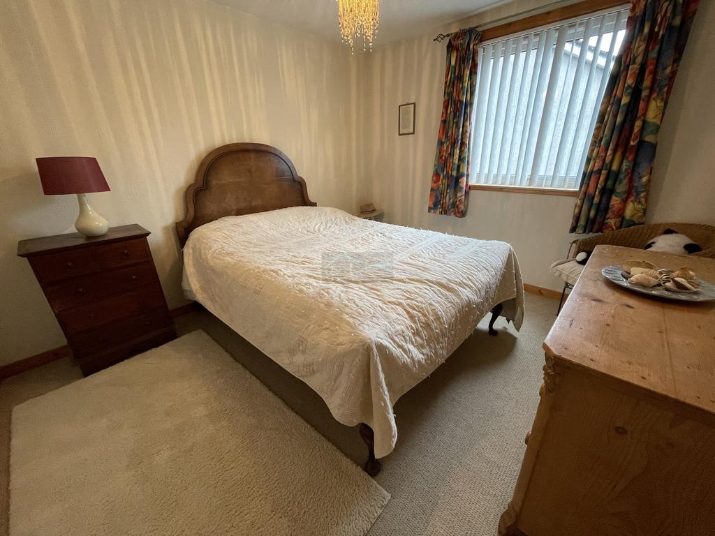 Bedroom 2a.JPG
