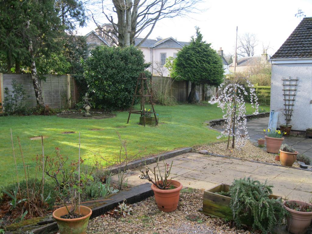 Garden a.JPG
