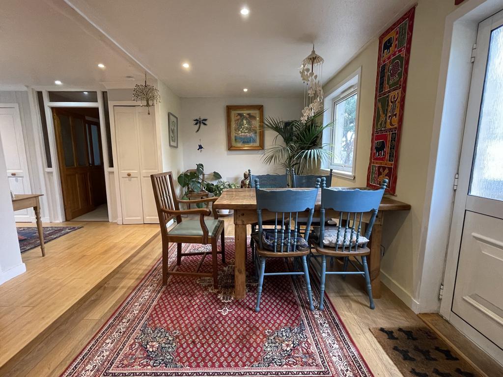 Kitchen diner 2.JPG