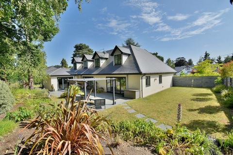 5 bedroom detached house for sale, Pringles Drive, Ferndown, BH22