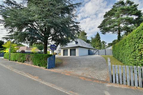 5 bedroom detached house for sale, Pringles Drive, Ferndown, BH22