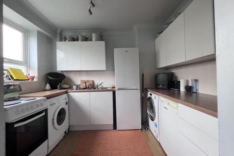 2 bedroom house share to rent, Watermill Close, Richmond TW10