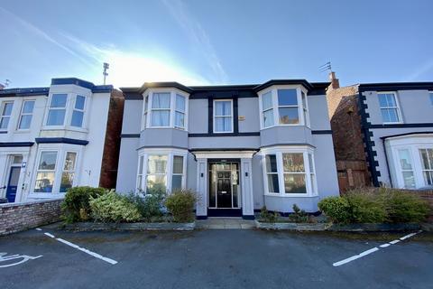 1 bedroom in a house share to rent, Southport PR9