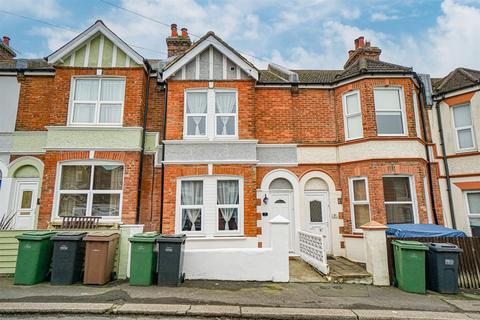 3 bedroom terraced house for sale, Strood Road, Hastings