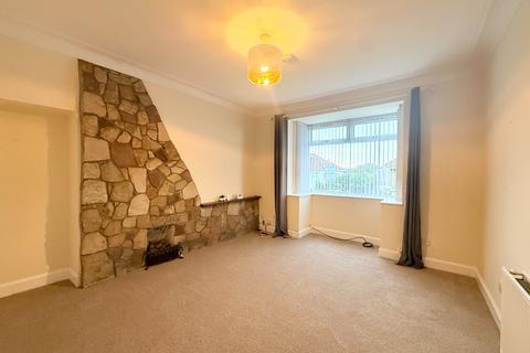 3 bedroom bungalow to rent, Rannoch Drive, Bearsden