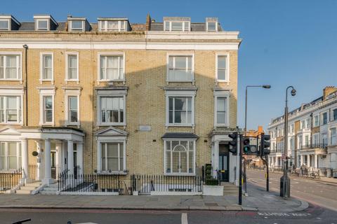 Eardley Crescent, London SW5