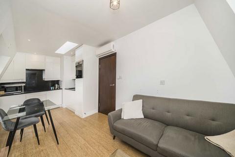 4 bedroom flat to rent, Eardley Crescent, London SW5