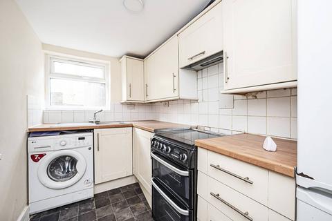 3 bedroom maisonette to rent, Sandringham Road, Hackney, London, E8