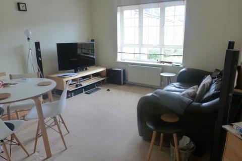 2 bedroom flat to rent, Wallwin Place, Warwick, Warwickshire, CV34