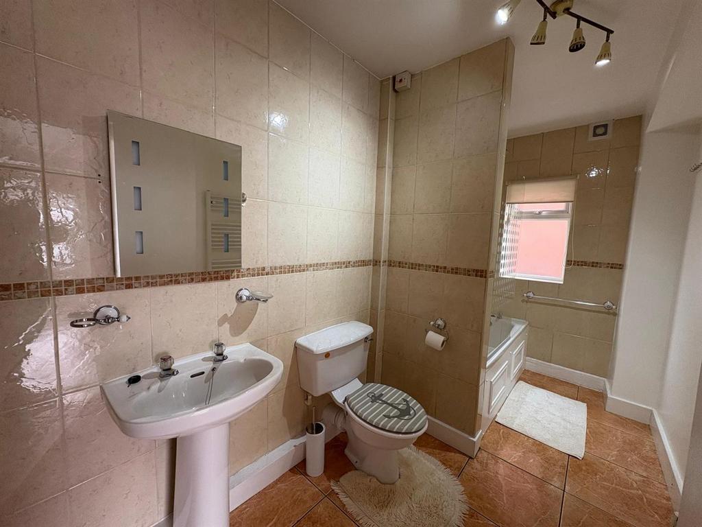 Bath.jpg