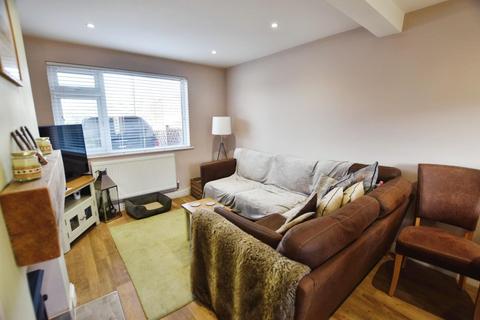 17 Bearbridge Road, Bristol, BS13 8SE