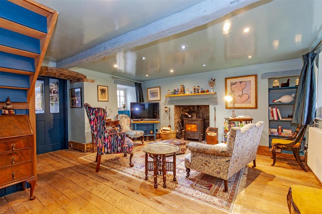 Reception Room-2.jpg