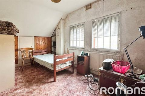 2 Falling Lane, Yiewsley, West Drayton, UB7 8AB