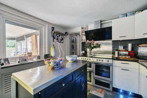 undefined, Woking,  Surrey,  GU21