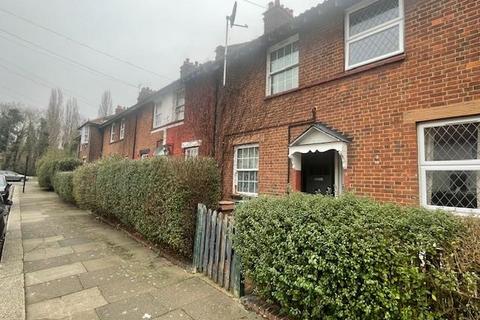 2 bedroom house to rent, Bedwell Road, Tottenham