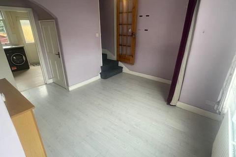 2 bedroom house to rent, Bedwell Road, Tottenham