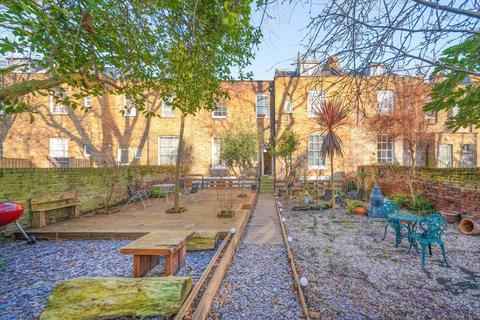 1 bedroom flat for sale, Barnsbury Park, London N1