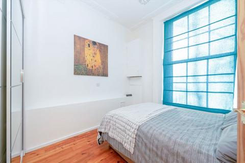 1 bedroom flat for sale, Barnsbury Park, London N1