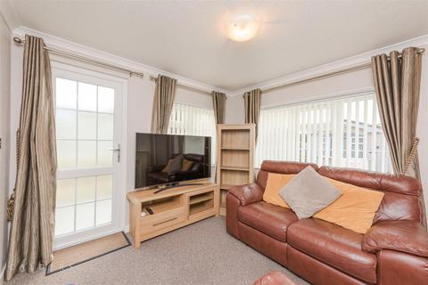 1 bedroom park home for sale, Amington Park, Amington, Tamworth