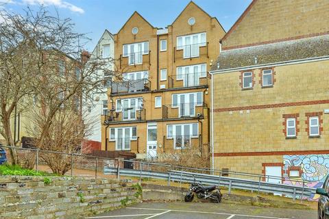 2 bedroom flat for sale, Victoria Street, Ventnor, Isle of Wight